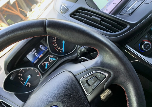 Ford Kuga cena 99900 przebieg: 89000, rok produkcji 2018 z Tolkmicko małe 781